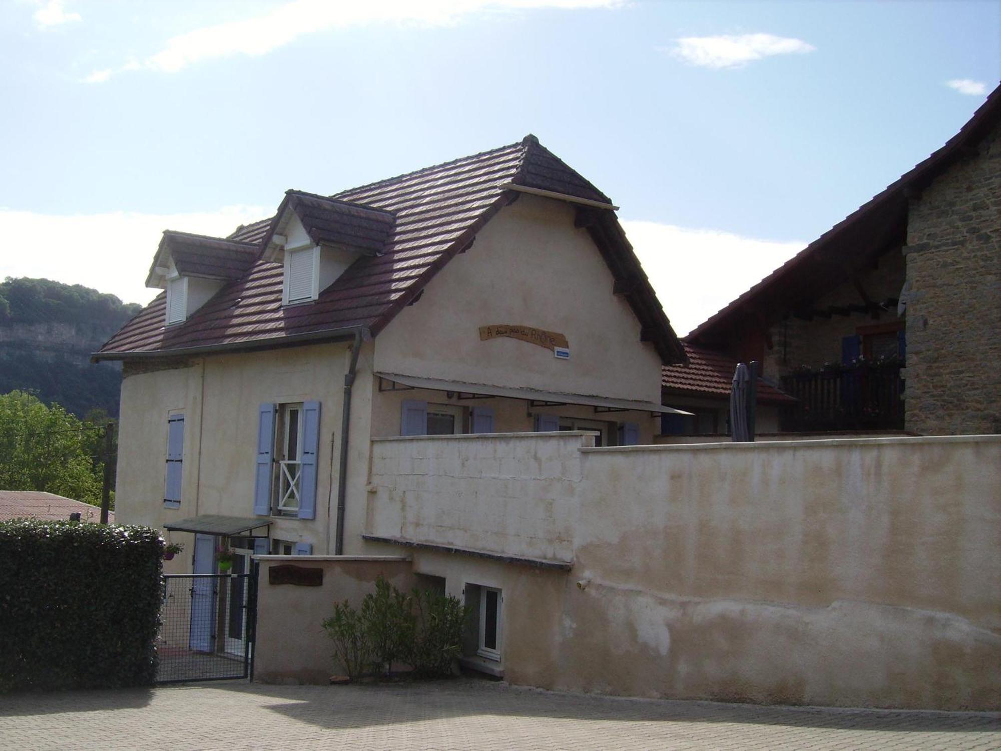 Willa A Deux Pas Du Rhone Sault-Brenaz Zewnętrze zdjęcie